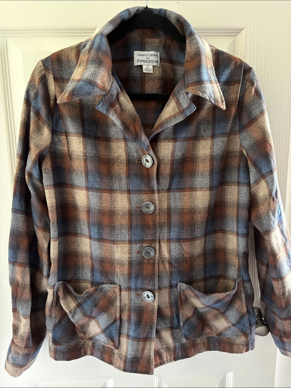 Pendleton Plaid Button-Front Jacket in Brown, Blue & Cream 💯 virgin wool